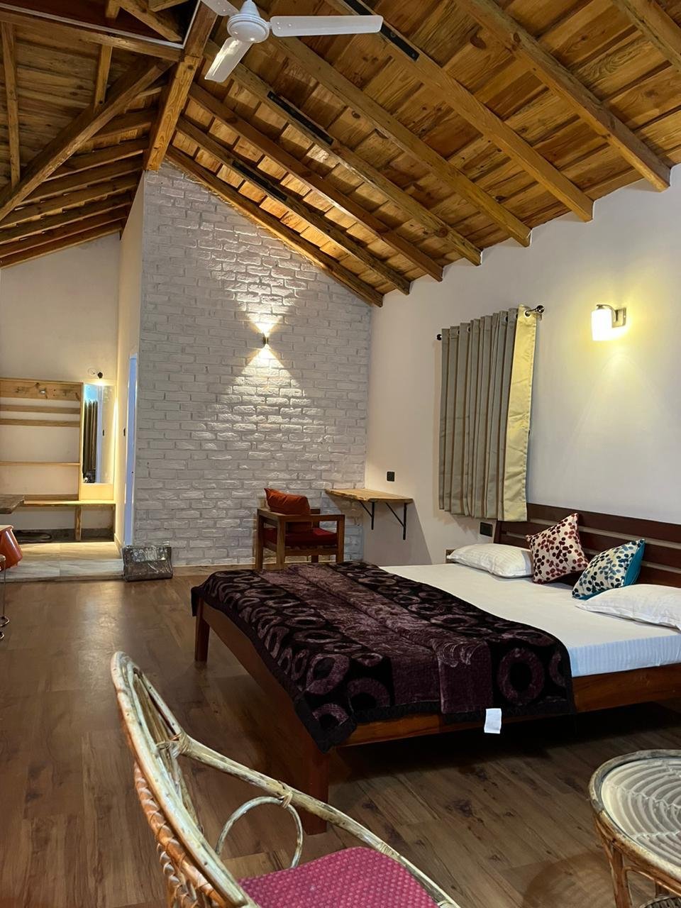 Master Bedroom Suite in Dharamshala