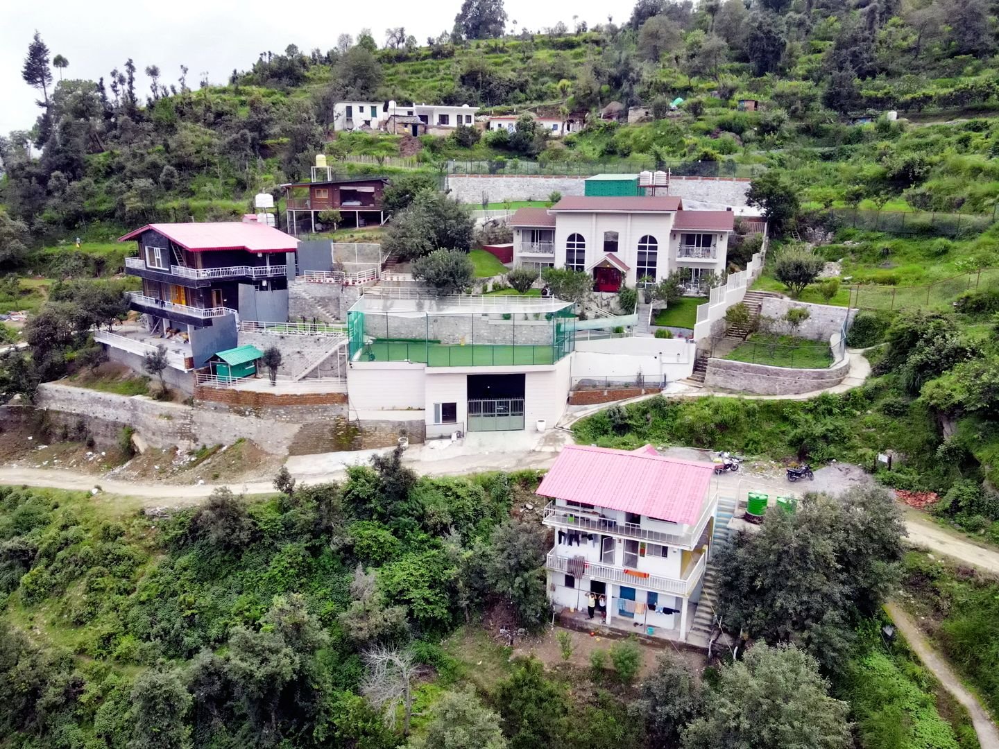 Amelia Infratech — Residential construction in Mukteshwar, Kasauli and Dharamshala