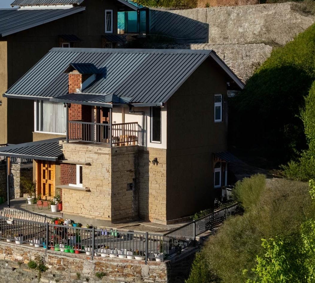 Cottage Architecture & Chimney in Mukteshwar